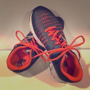 New balance running shoes